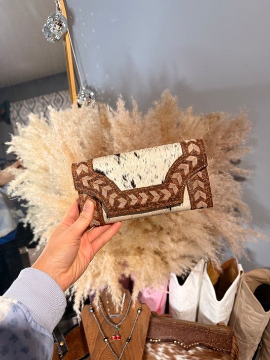Glenrose Stitch Accent Wallet